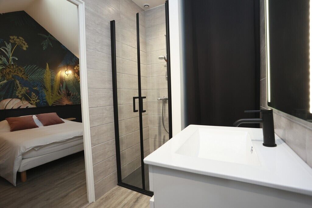 Photo of Bathroom in Doue-la-Fontaine
