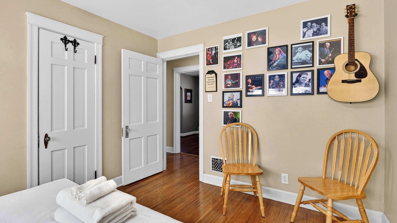 Photo of Bedroom in Rockcreek Lexington Road