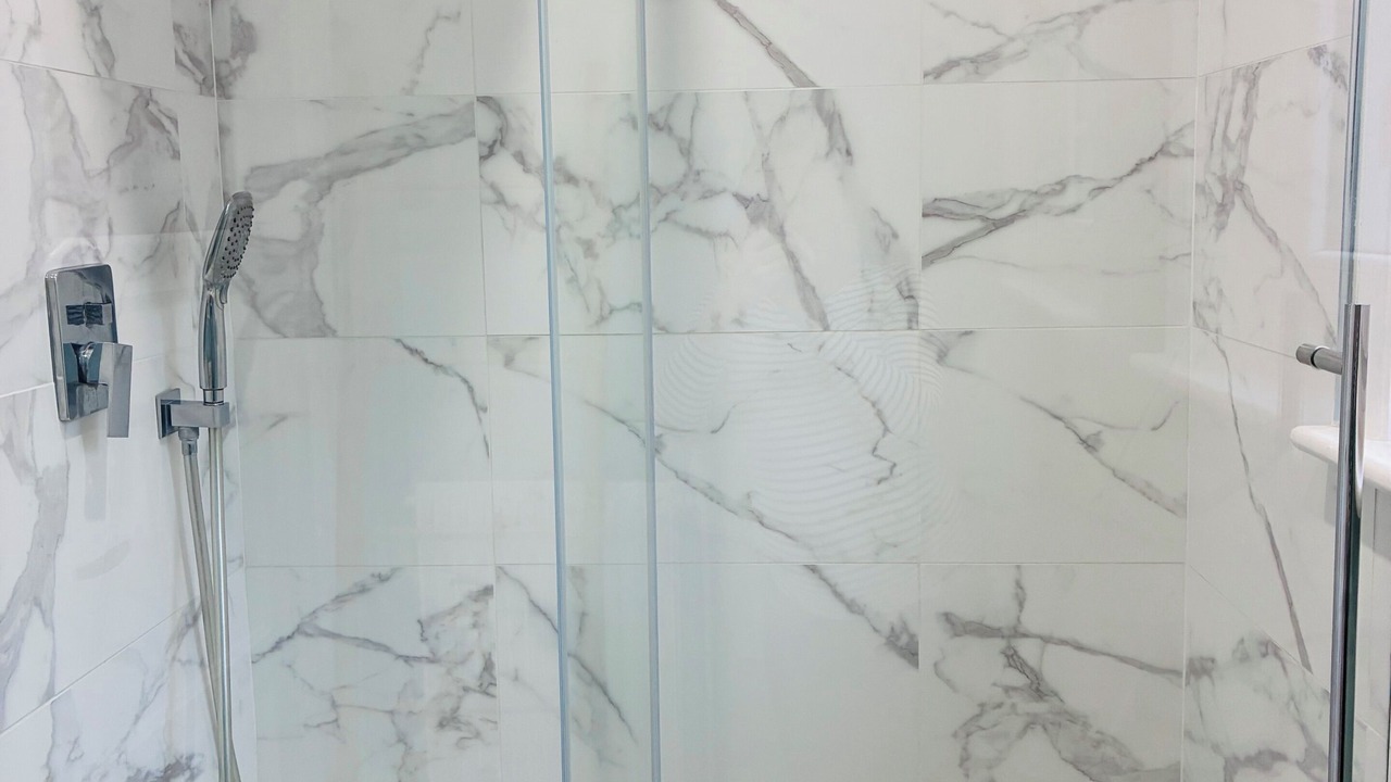 Photo of Bathroom in Calais City Center