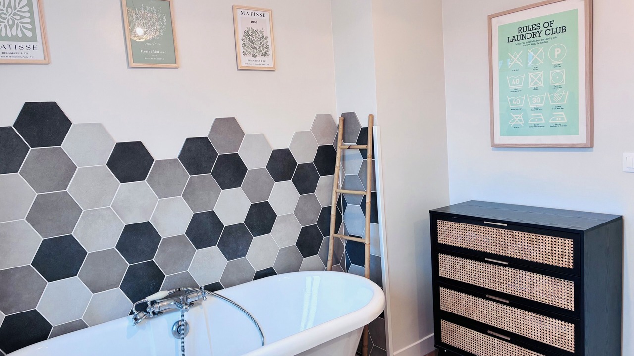 Photo of Bathroom in Calais City Center