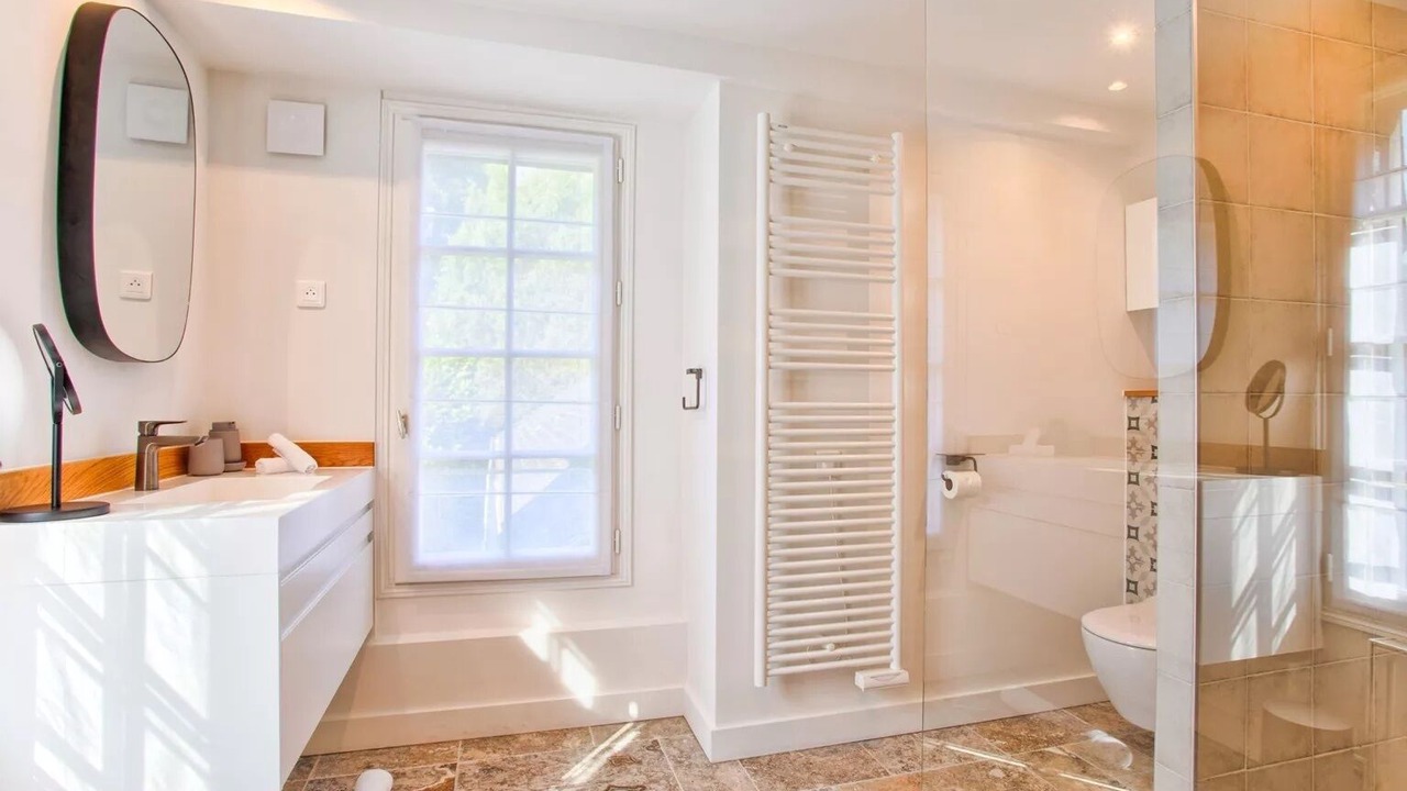 Photo of Bathroom in Honfleur