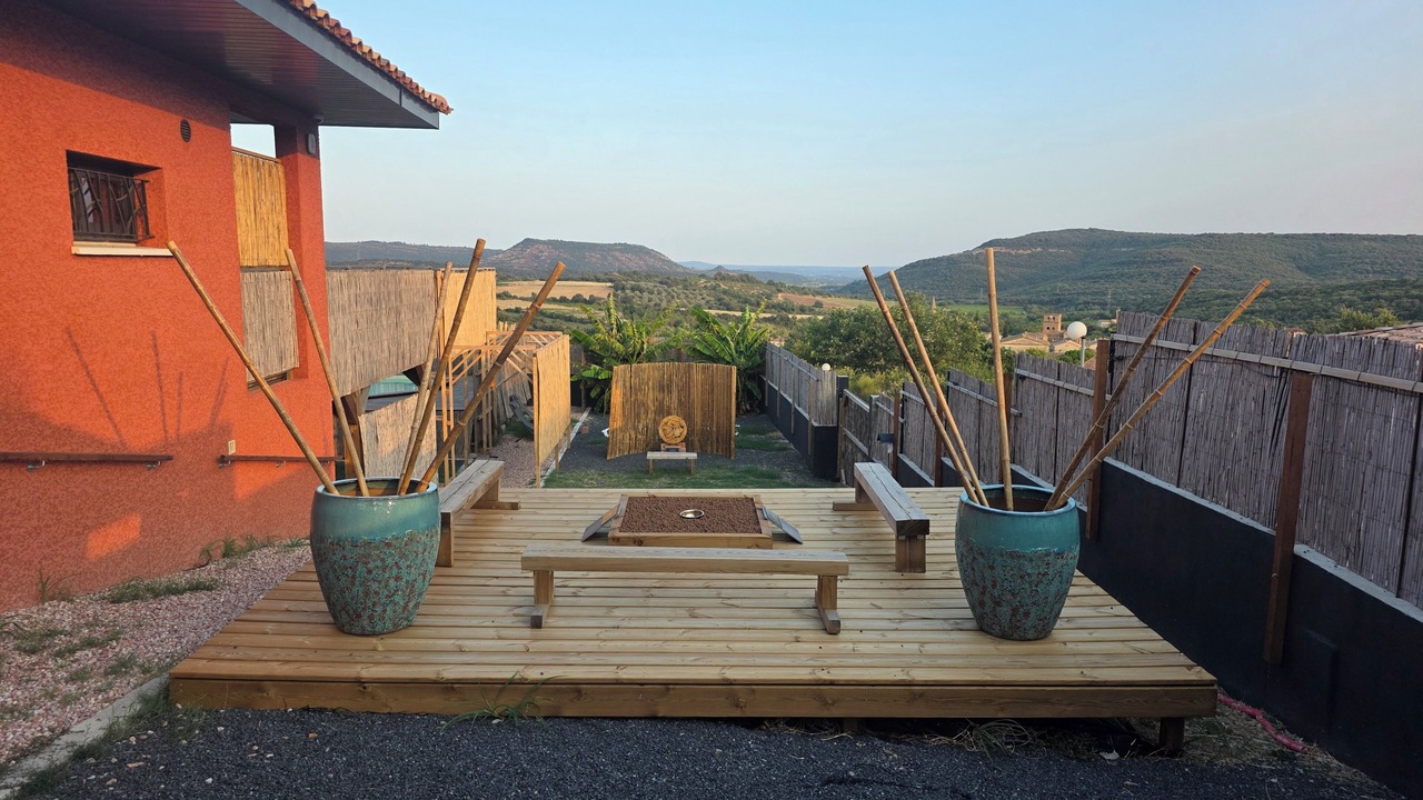 Photo of Outdoor in Le Bosc