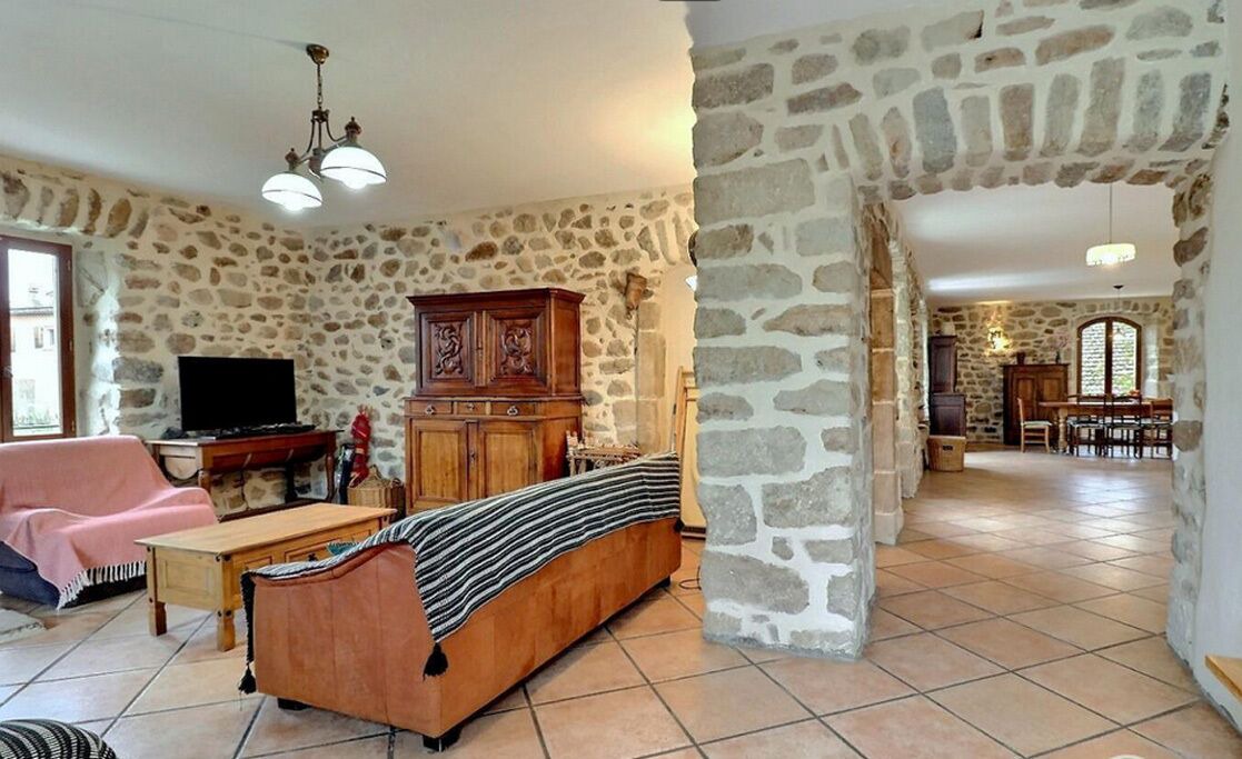 Photo of Livingroom in Largentiere