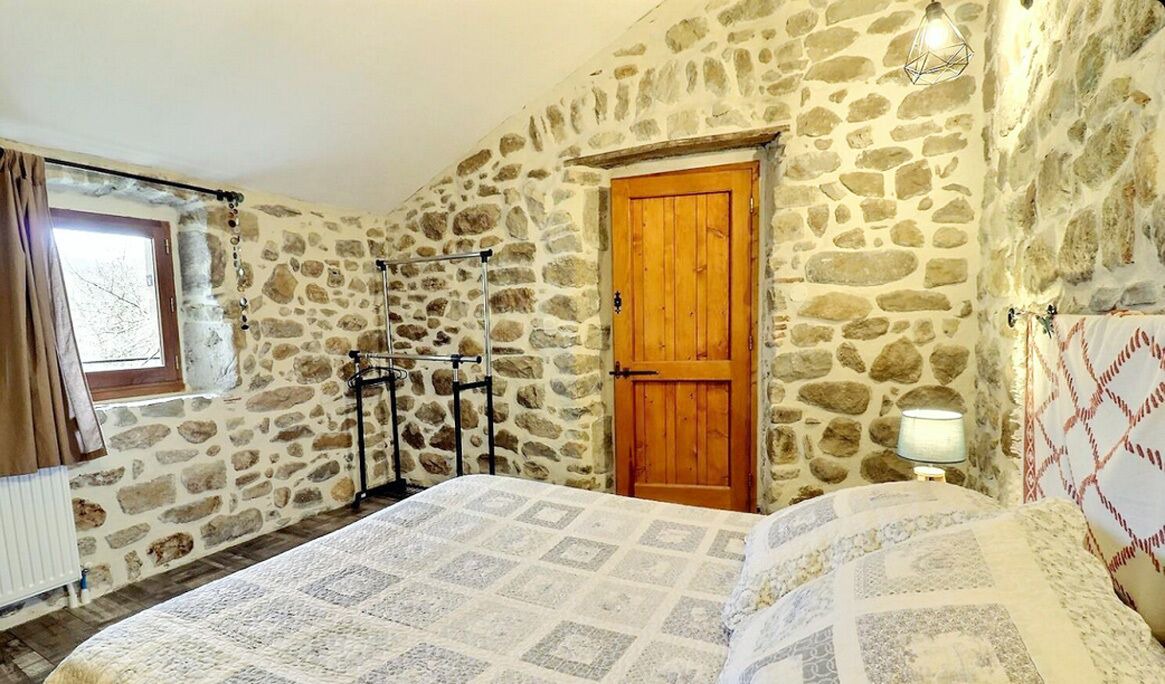 Photo of Bedroom in Largentiere