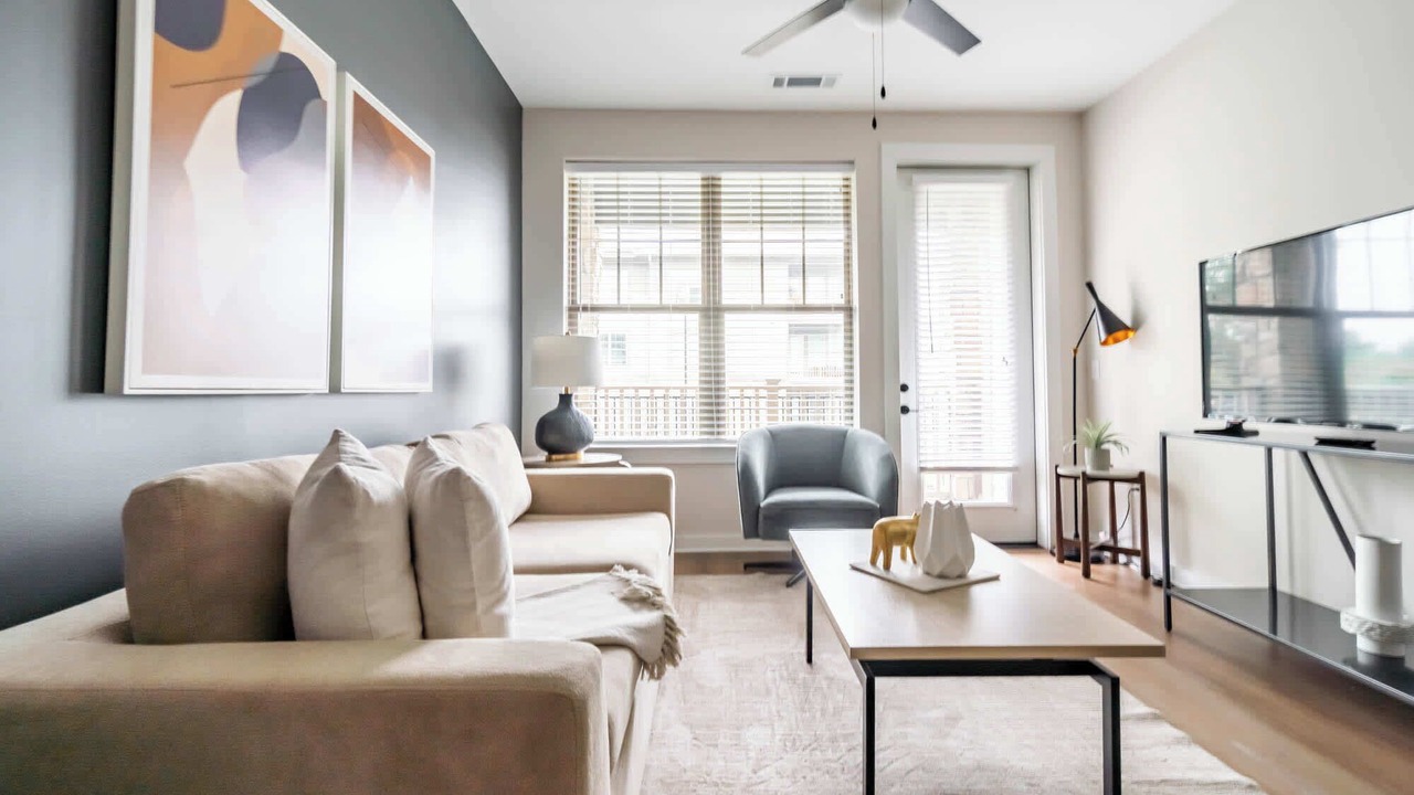Photo of Livingroom in Northeast Raleigh