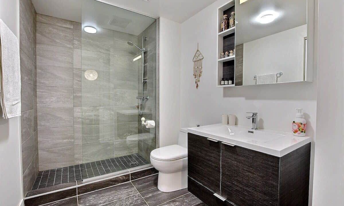 Photo of Bathroom in Shaughnessy Village