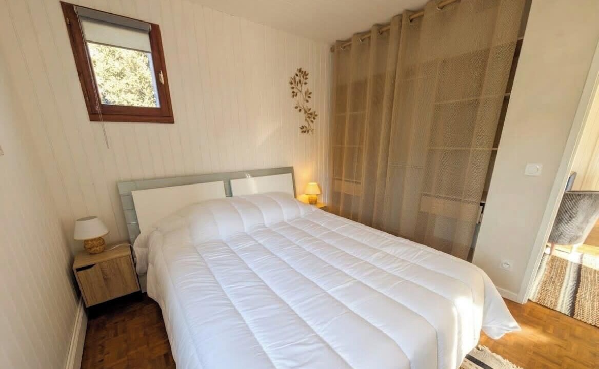 Photo of Bedroom in Saint-Vincent-sur-Jard