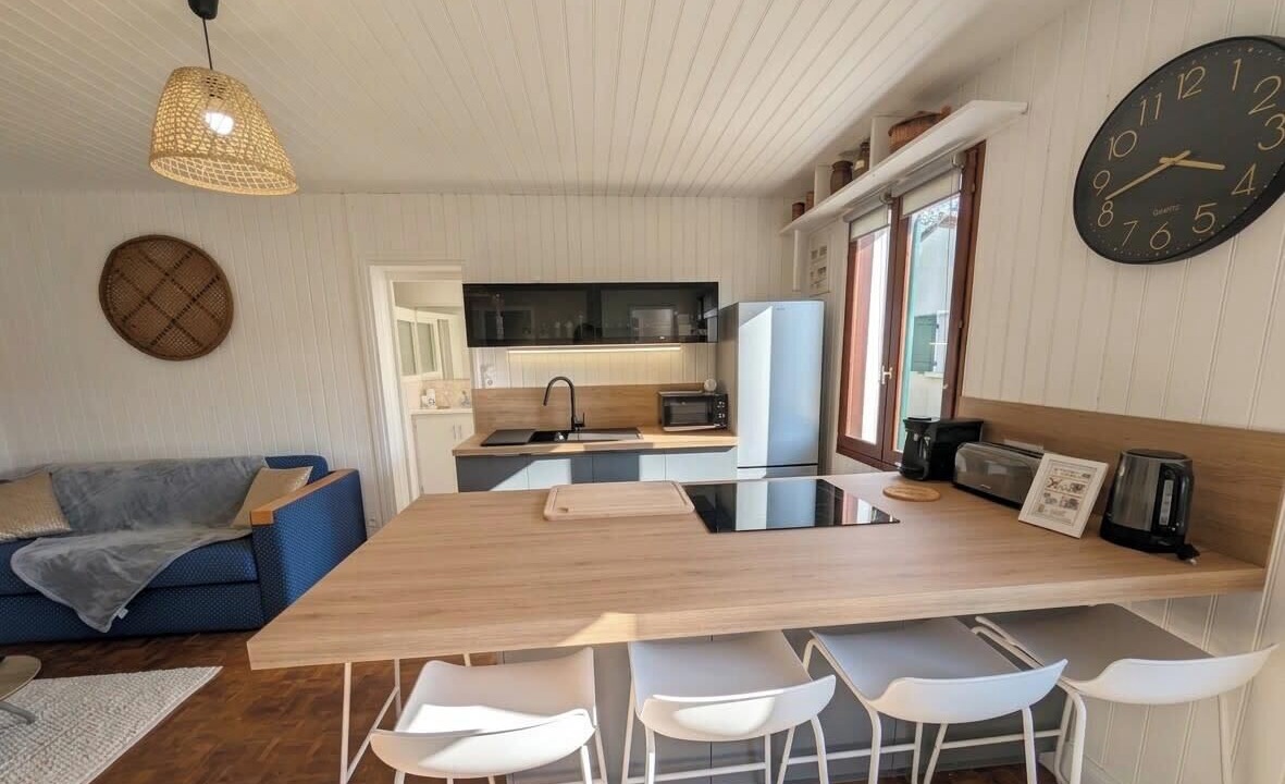 Photo of Kitchen in Saint-Vincent-sur-Jard
