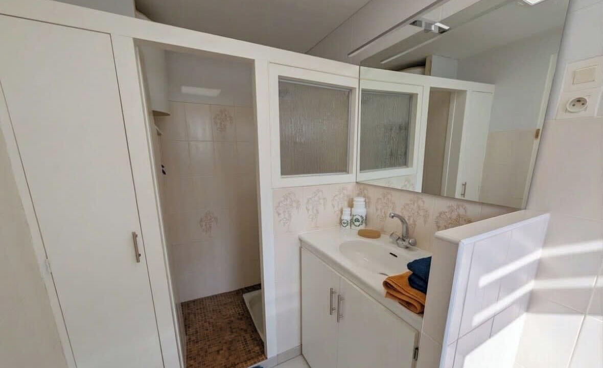 Photo of Bathroom in Saint-Vincent-sur-Jard