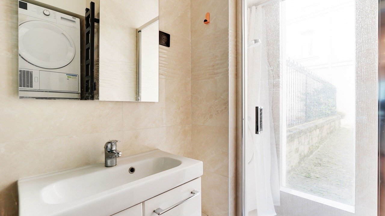 Photo of Bathroom in Parc-de-Montsouris