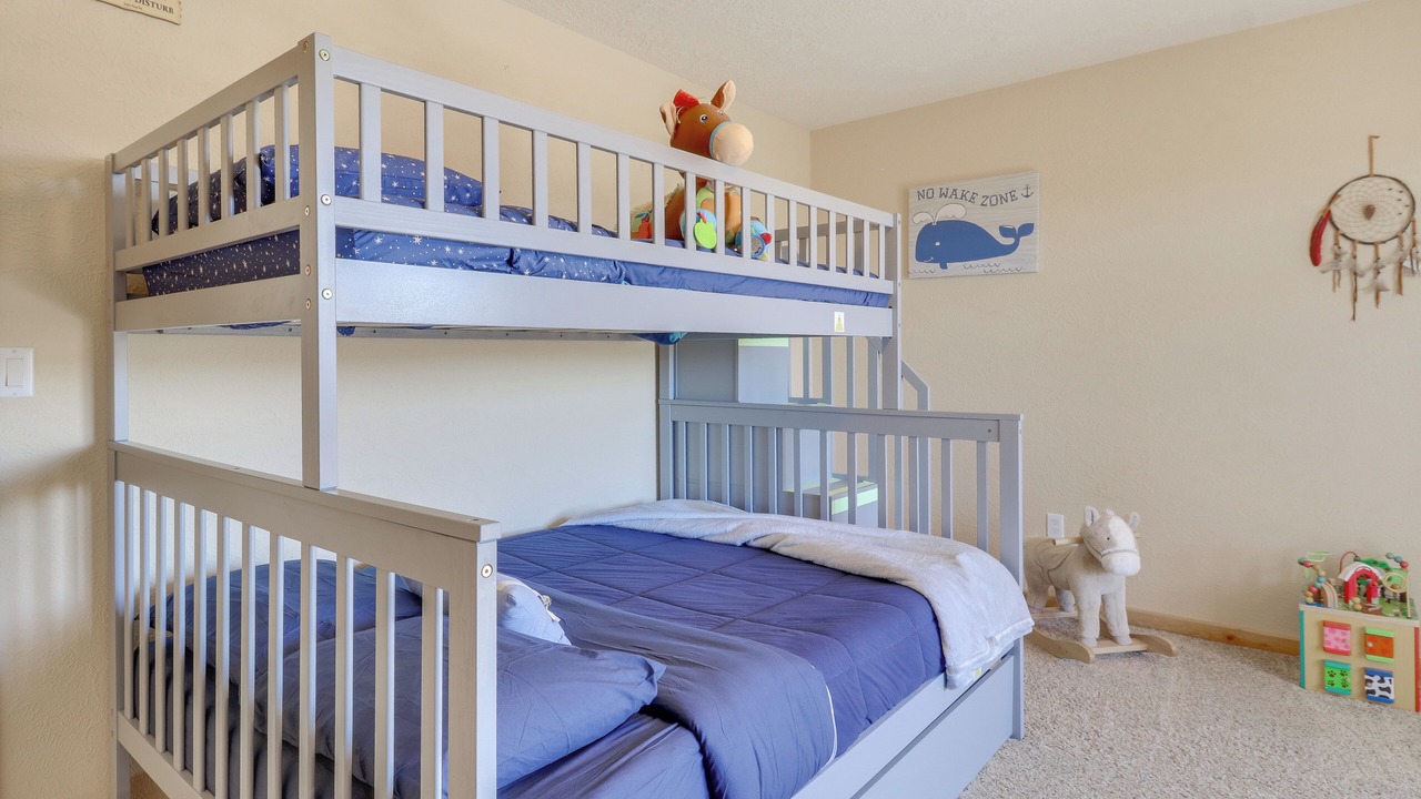 Photo of Bedroom in North Albuquerque Acres