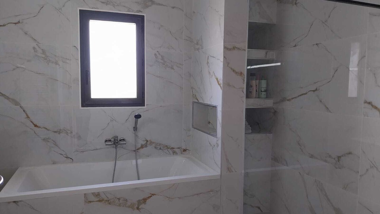 Photo of Bathroom in Barbaira