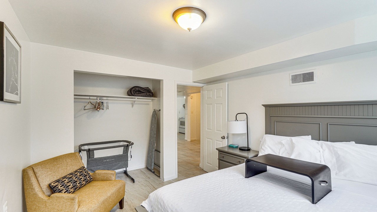 Photo of Bedroom in White Oak