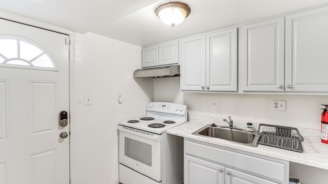 Photo of Kitchen in White Oak