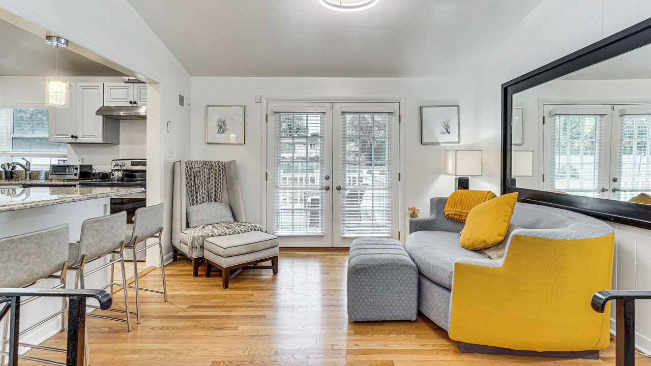 Photo of Livingroom in White Oak