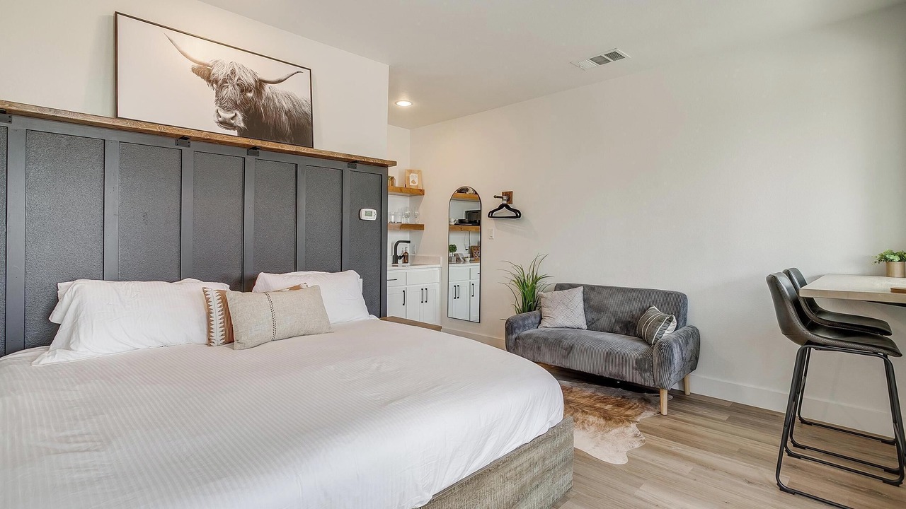 Photo of Bedroom in Paluxy
