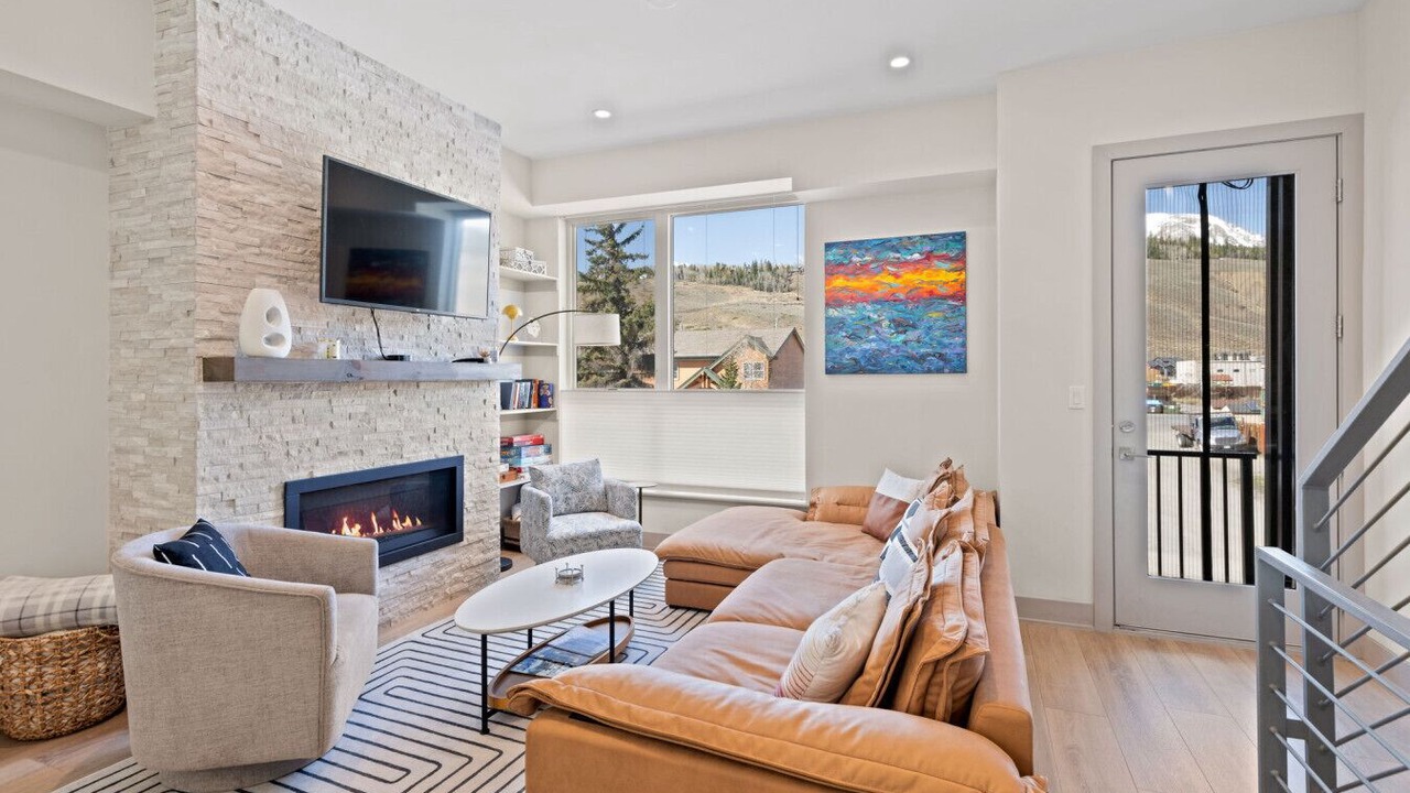 Photo of Livingroom in Silverthorne