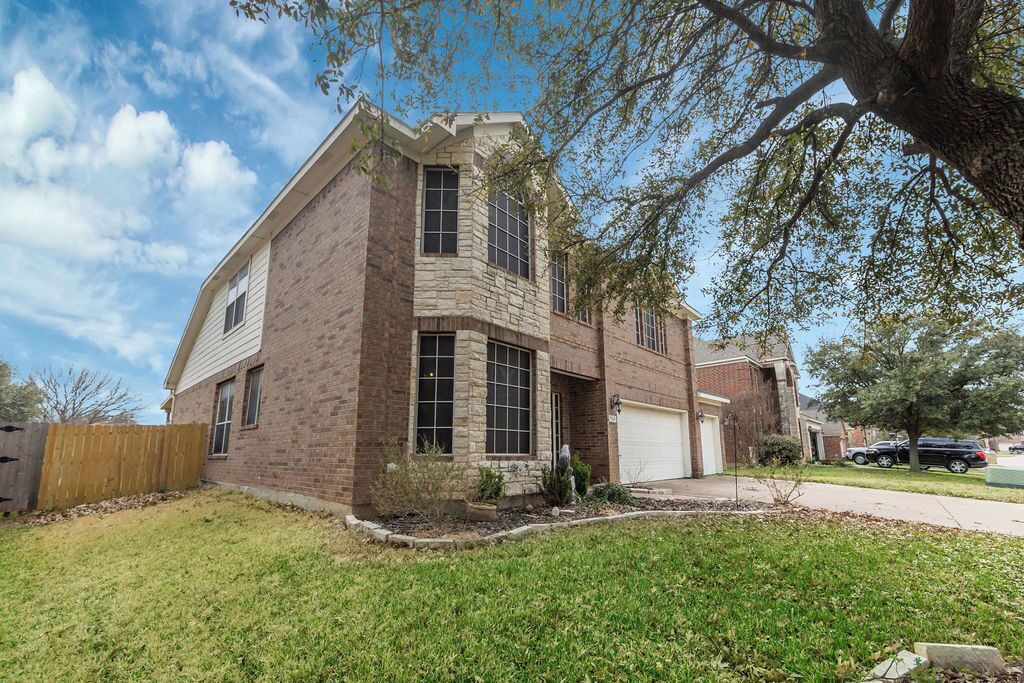 Photo of Outdoor in Burleson