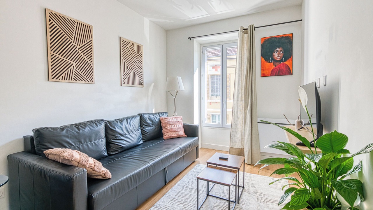 Photo of Livingroom in Les Mureaux