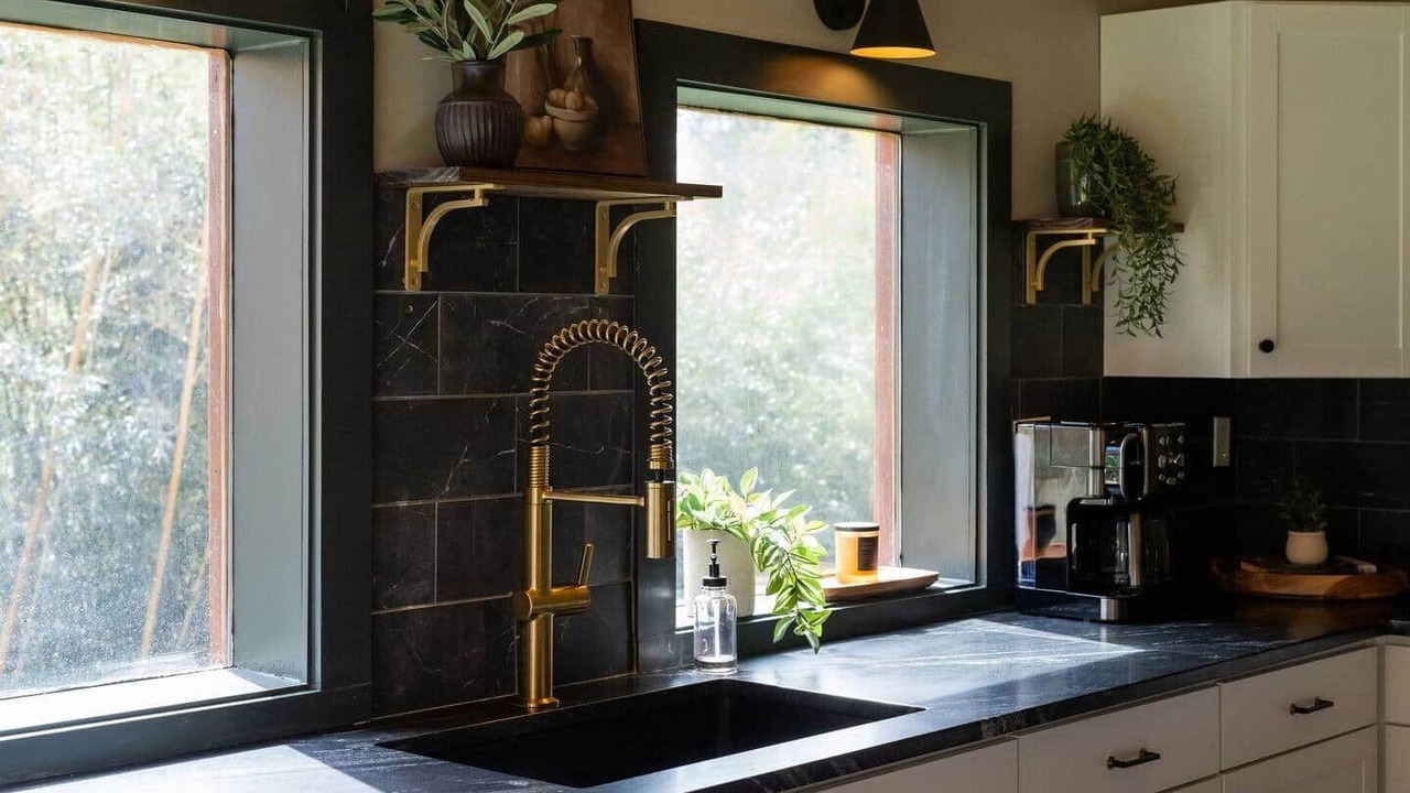 Photo of Kitchen in Schuyler