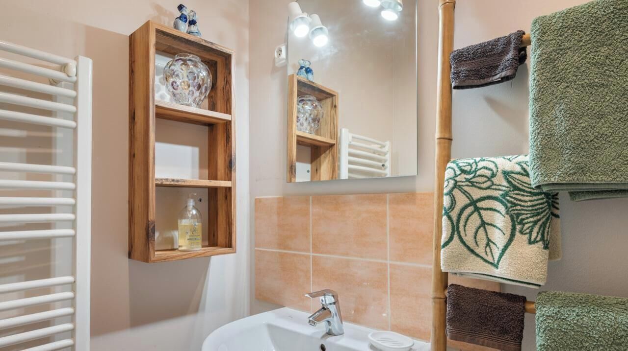 Photo of Bathroom in Ambrumesnil