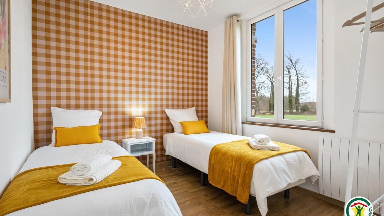 Photo of Bedroom in Limesy