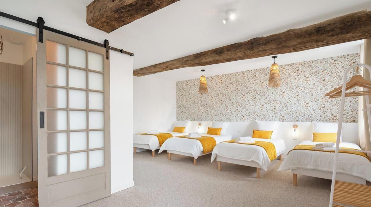 Photo of Bedroom in Limesy