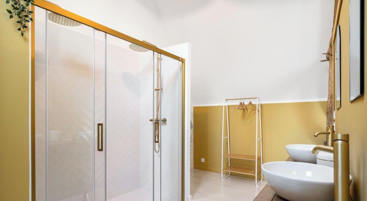 Photo of Bathroom in Limesy