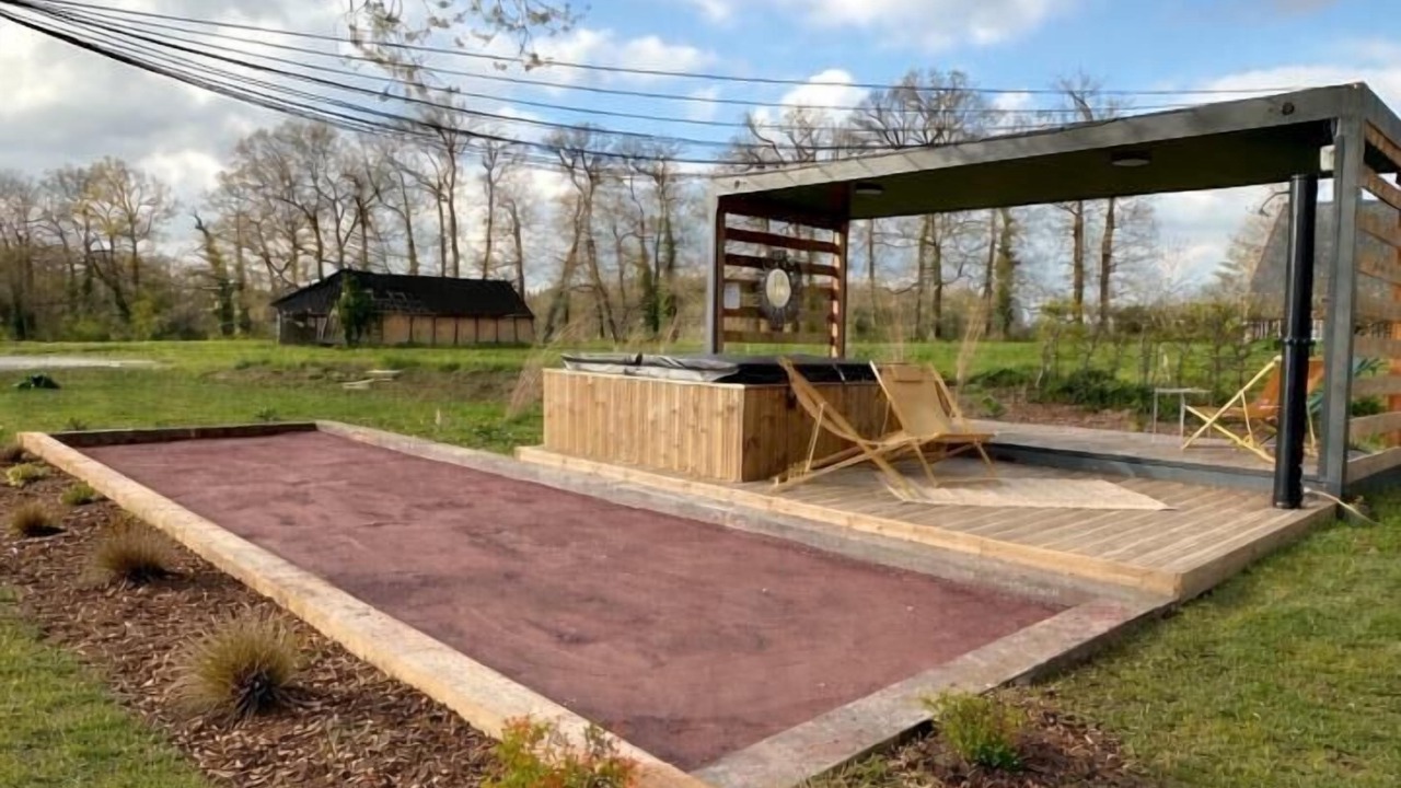 Photo of Outdoor in Limesy