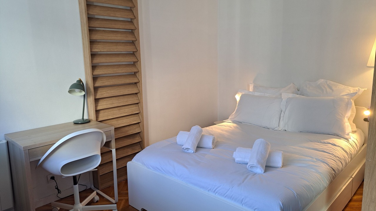 Photo of Bedroom in Tours