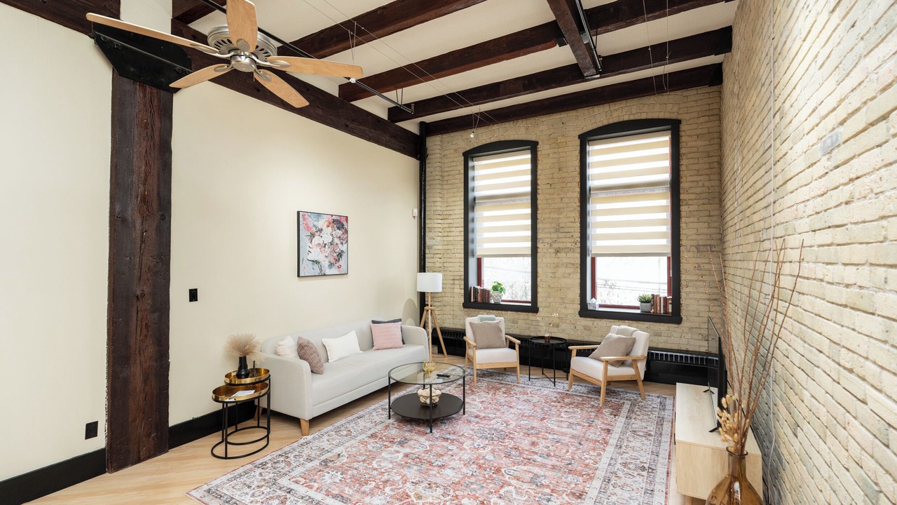 Photo of Livingroom in Exchange District