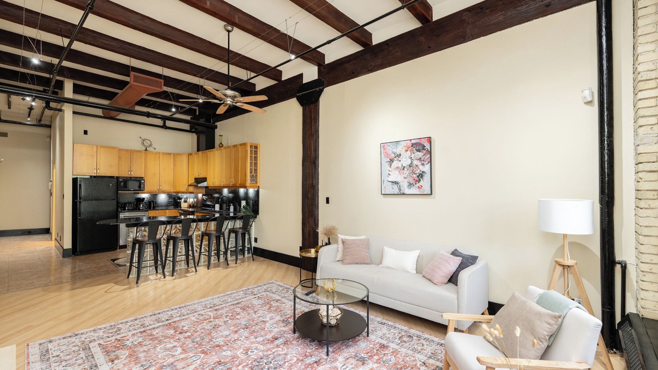 Photo of Livingroom in Exchange District