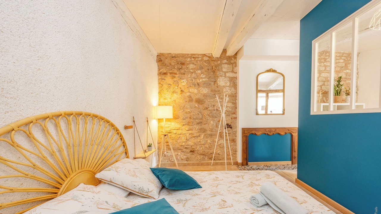 Photo of Bedroom in Castelnau-de-Montmiral