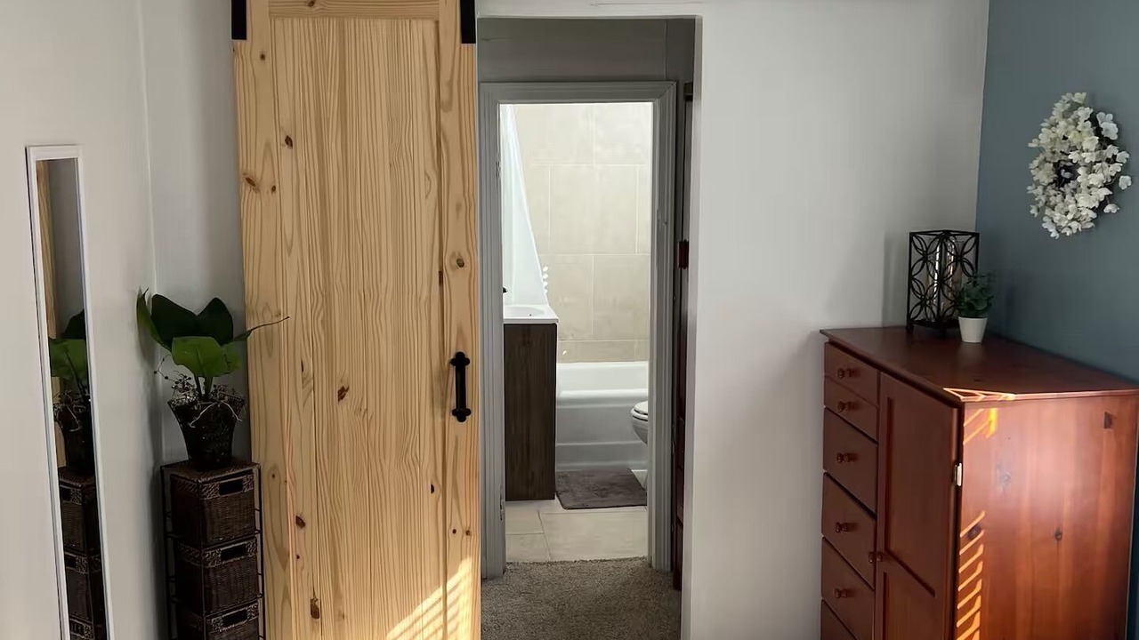 Photo of Bedroom in Newton