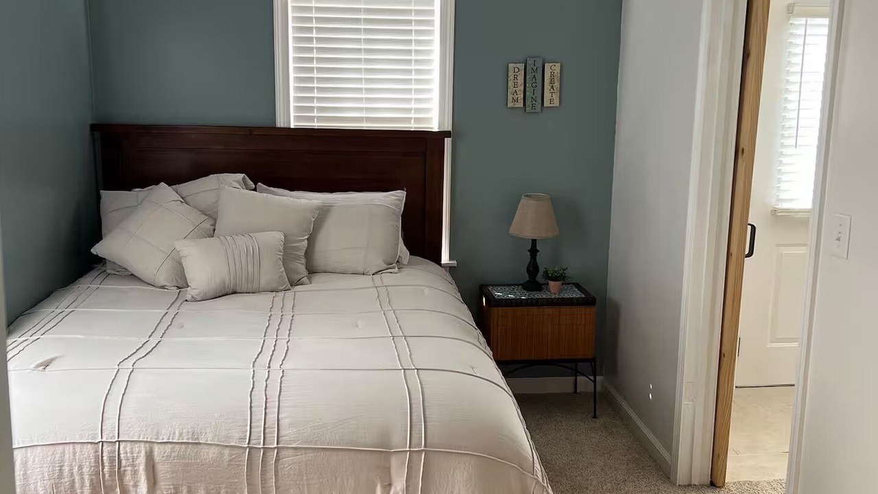 Photo of Bedroom in Newton
