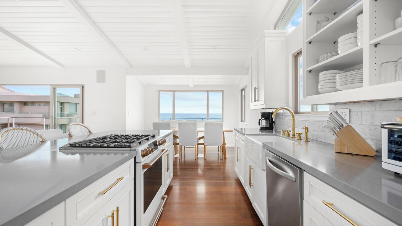 Photo of Kitchen in Western Malibu