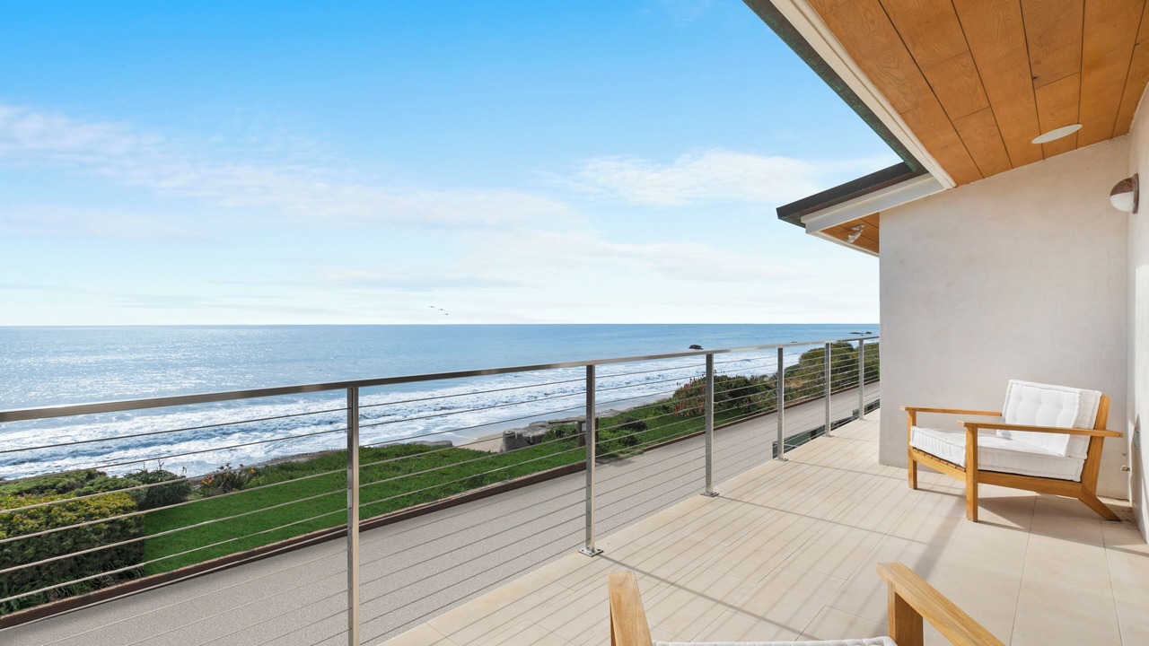 Photo of Patio Balcony in Western Malibu