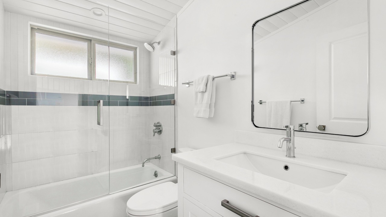 Photo of Bathroom in Western Malibu