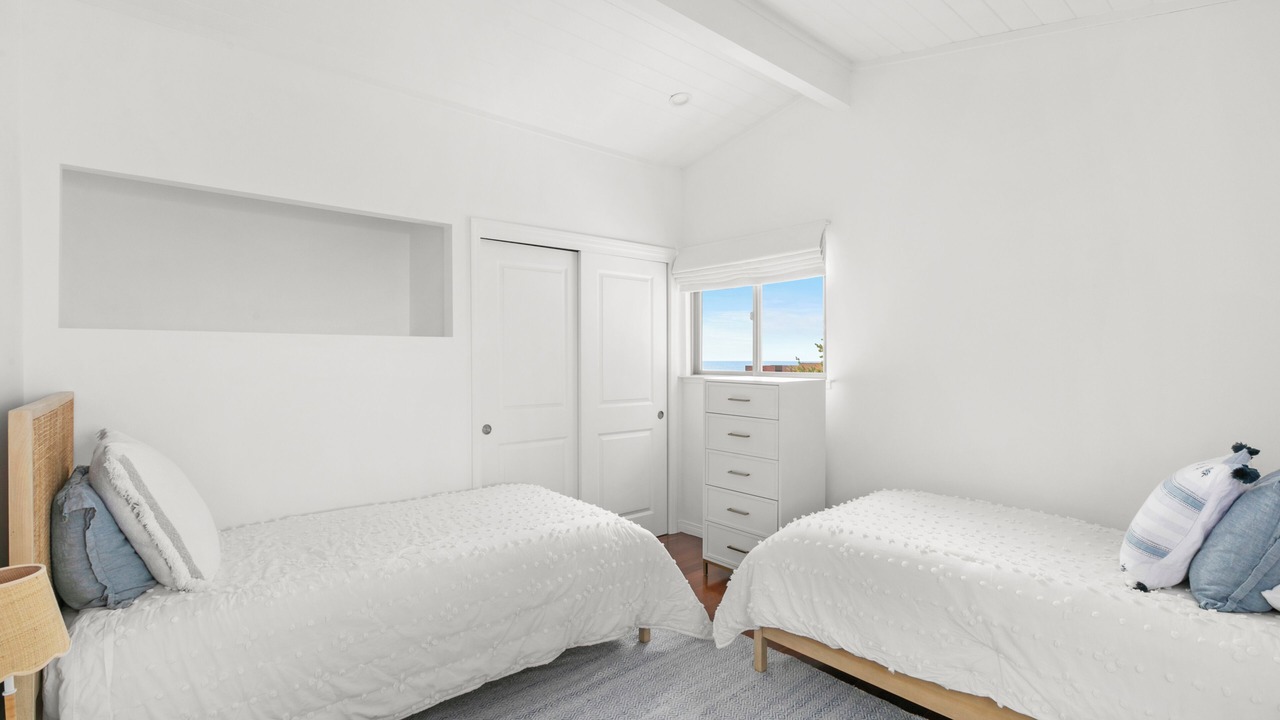Photo of Bedroom in Western Malibu