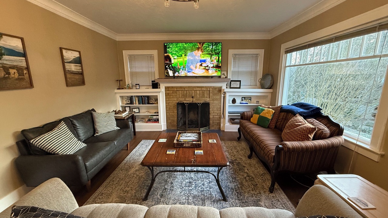 Photo of Livingroom in Overlook