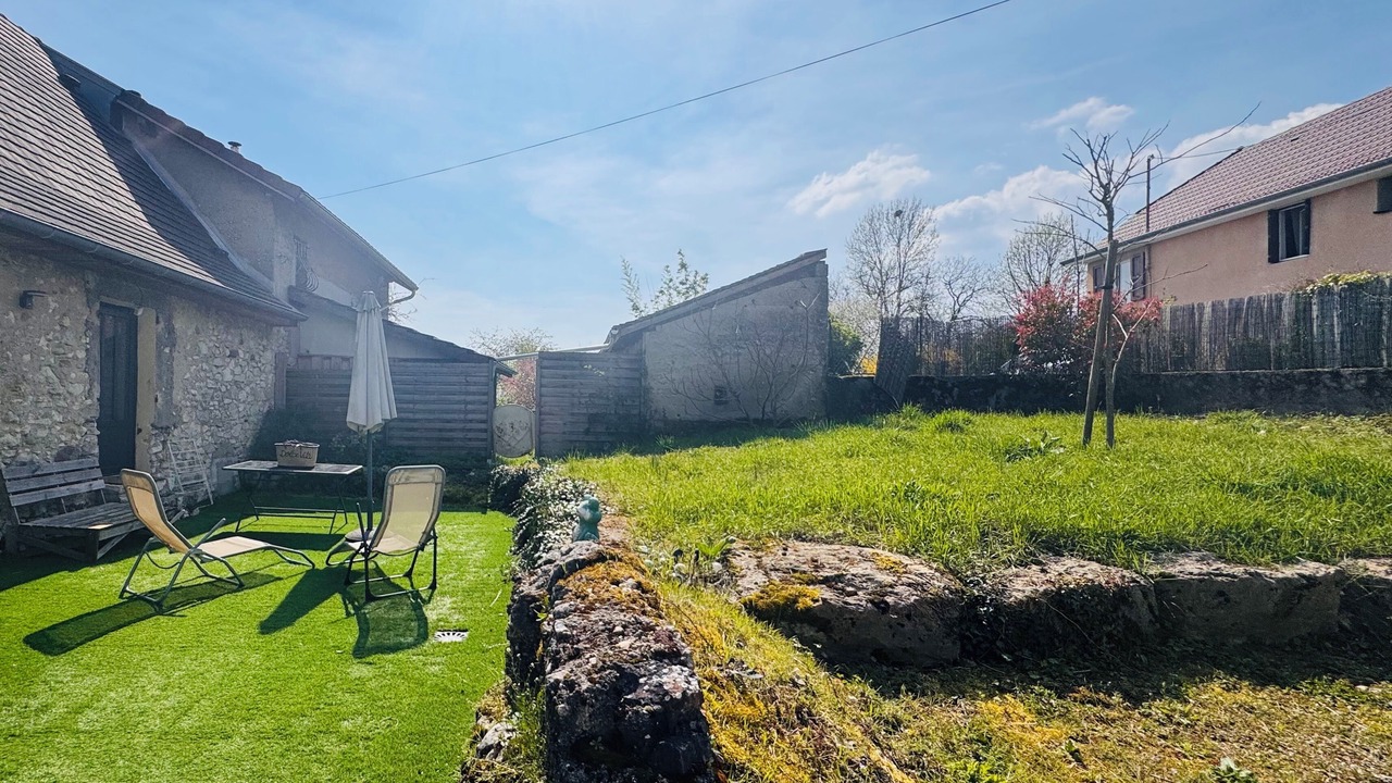 Photo of Outdoor in Saint-Victor-de-Morestel