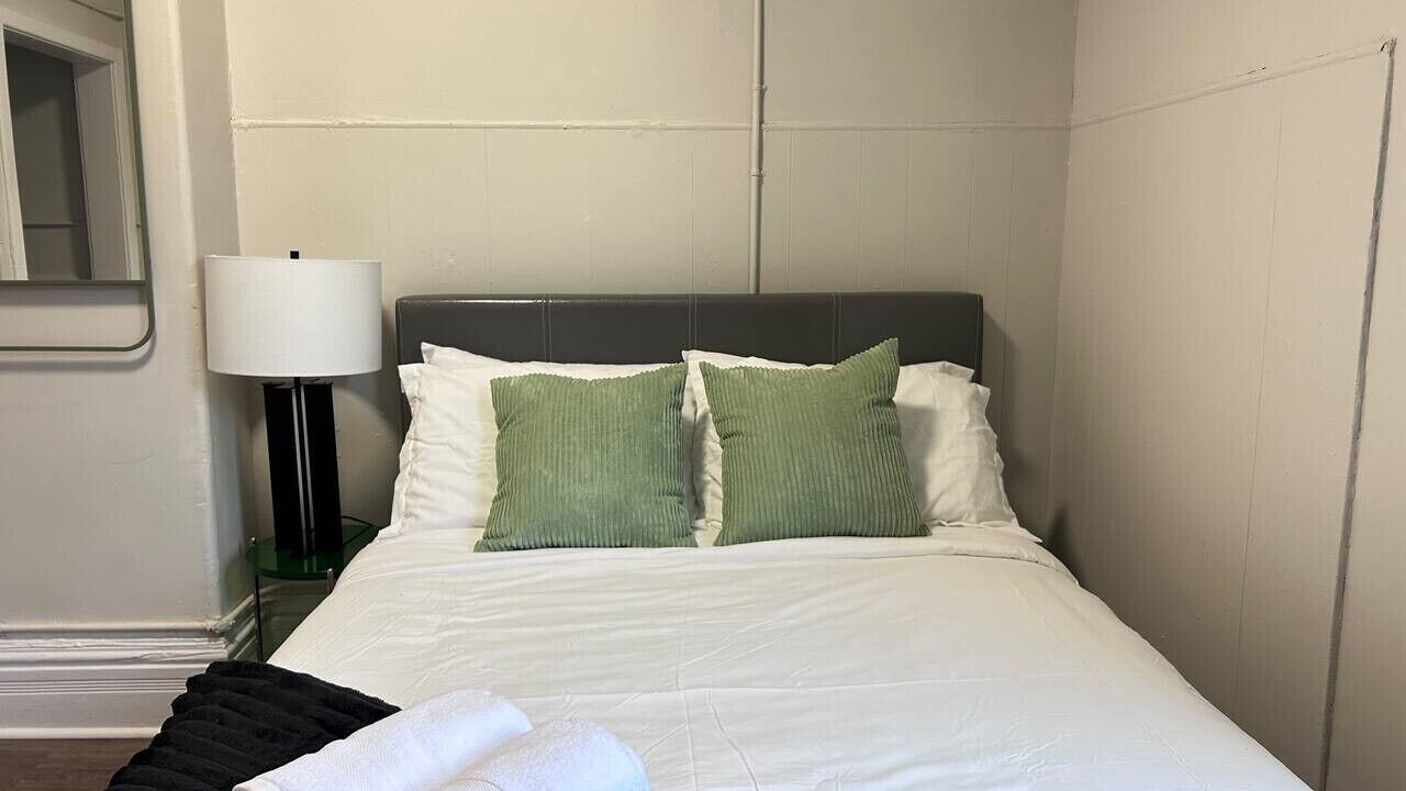 Photo of Bedroom in Sandy Hill