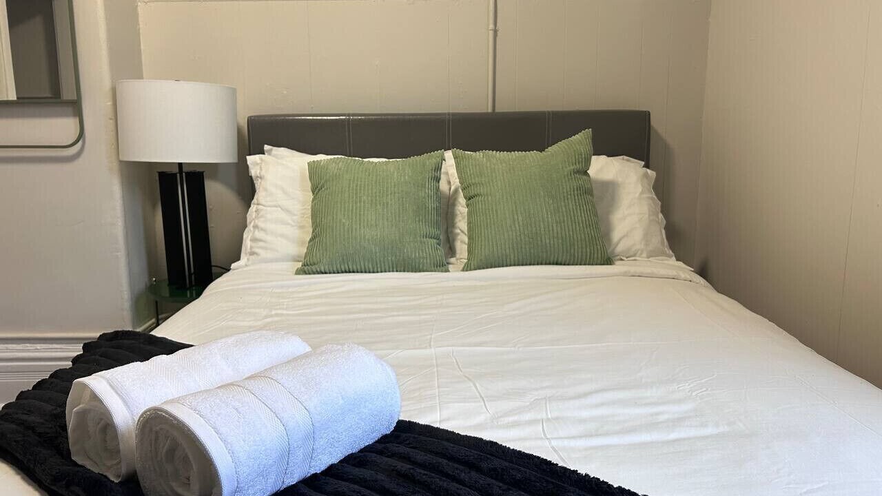 Photo of Bedroom in Sandy Hill