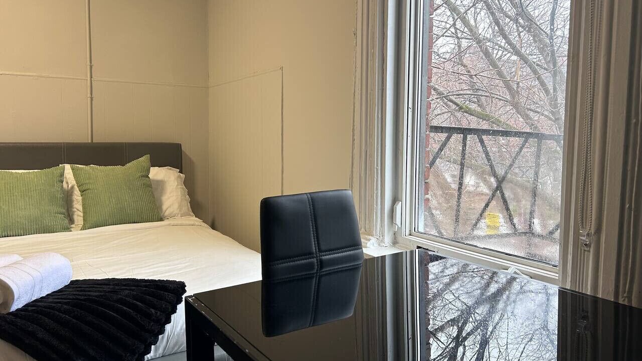 Photo of Bedroom in Sandy Hill