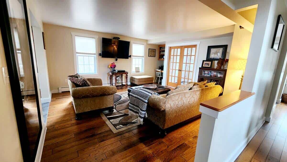 Photo of Livingroom in Bridgeport