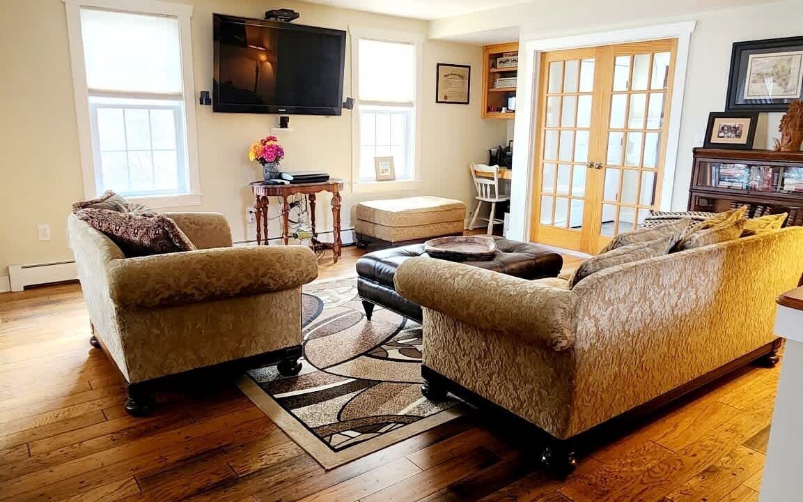 Photo of Livingroom in Bridgeport
