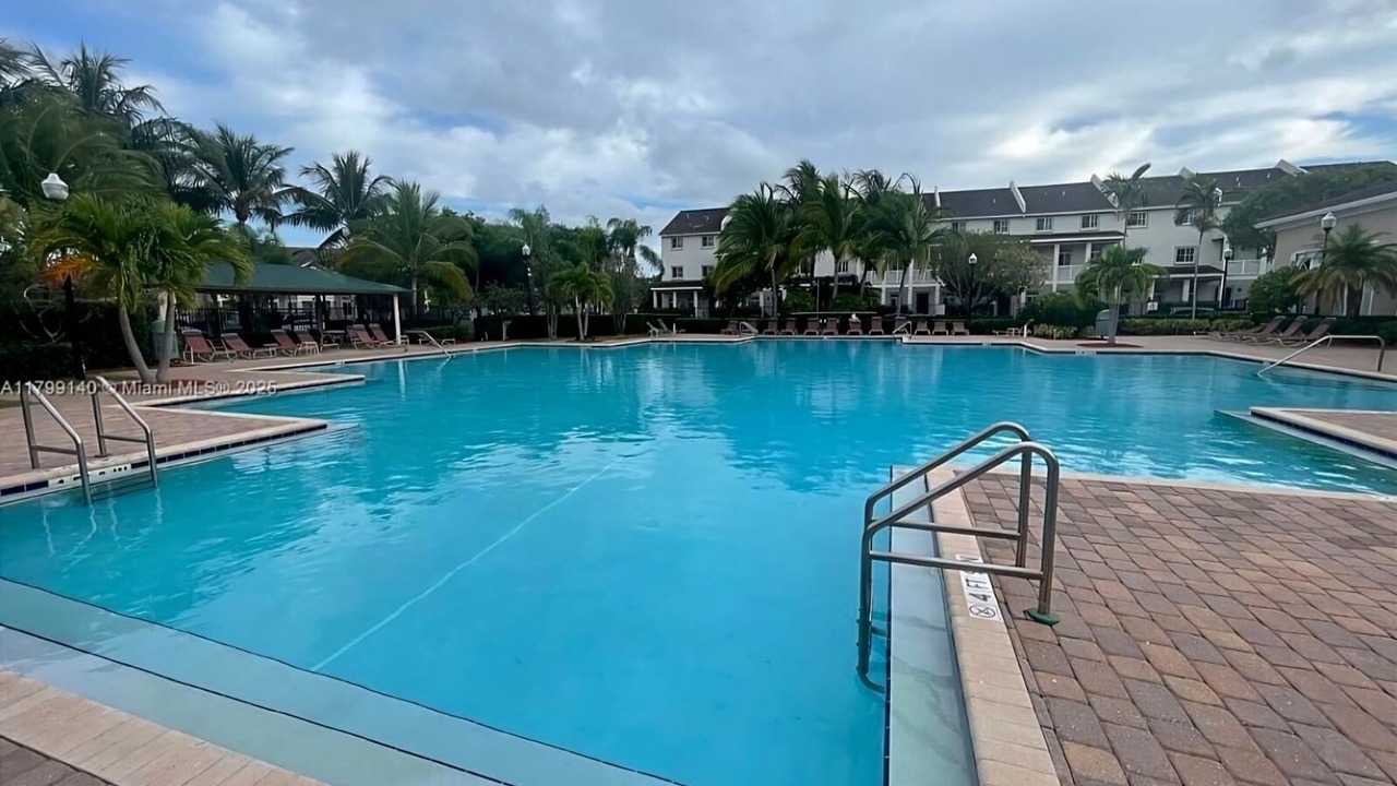 Photo of Outdoor in Naranja