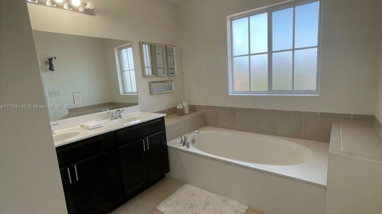 Photo of Bathroom in Naranja