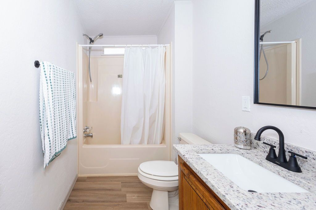 Photo of Bathroom in Tussy
