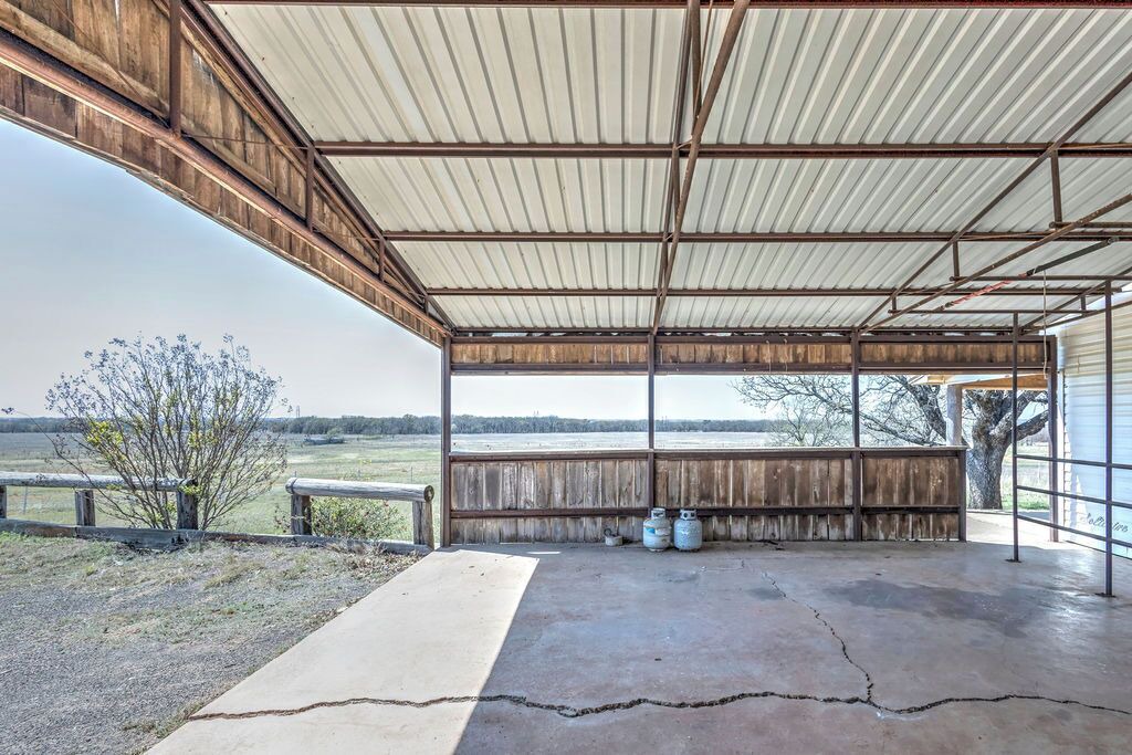 Photo of Patio Balcony in Tussy
